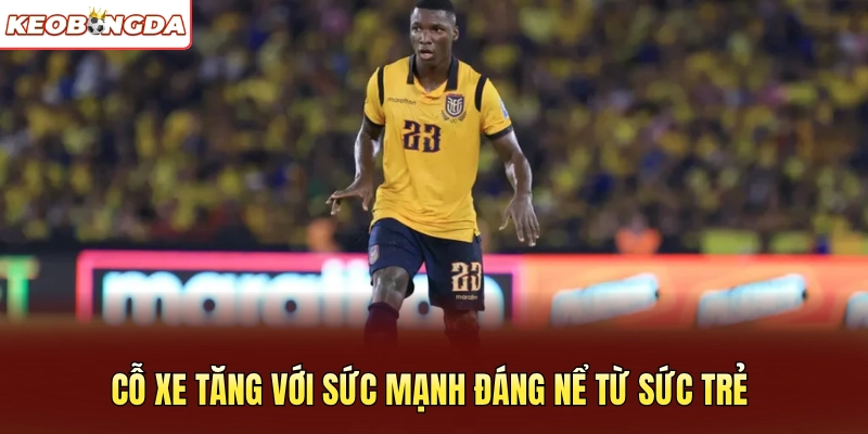 Cỗ xe tăng với sức mạnh đáng nể từ sức trẻ